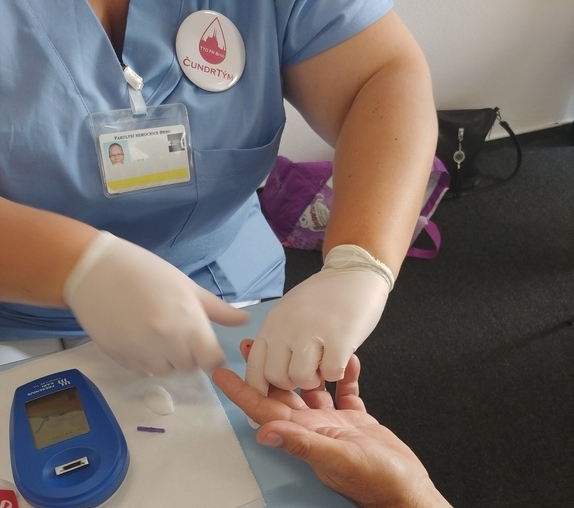 !!! PROSBA PRO DÁRCE KRVE !!! Vyslyšeli jsme.